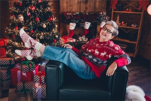 Gathering With Family After Joint Replacement: How to Host or Attend Comfortably